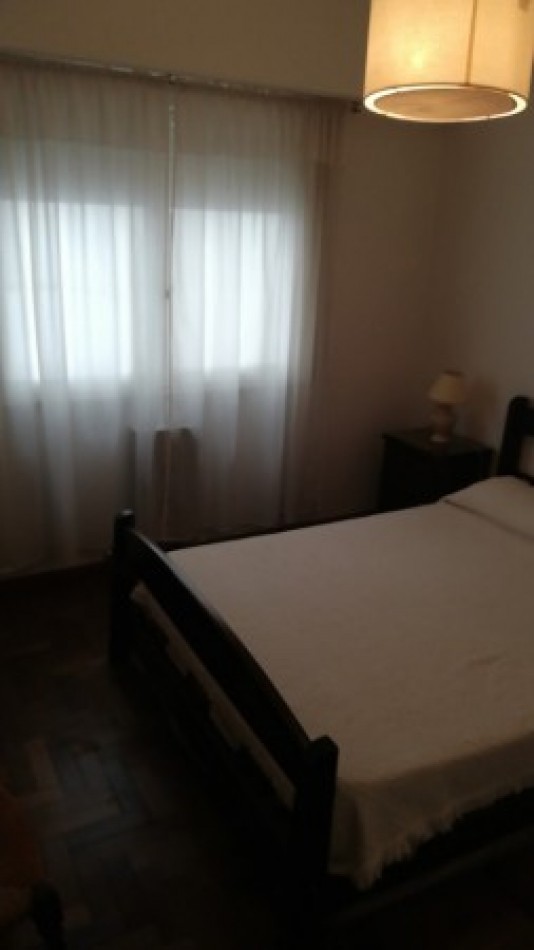 Departamento a la calle 2 dormitorios Centro 